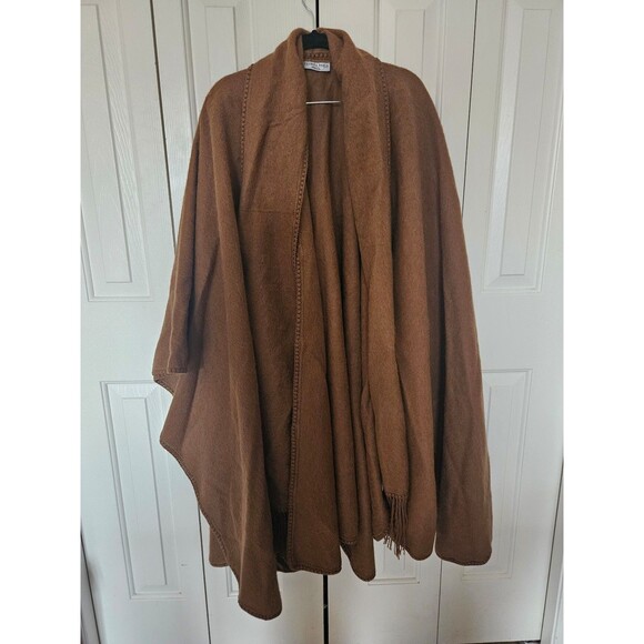 Made in Peru Fringe scarf cape poncho camel tan one size 100% Alpaca - Picture 3 of 9